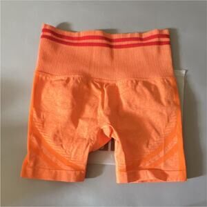 Delish fetish Women’s Orange Solid Ribbed Seamless Biker Short Activewear size S